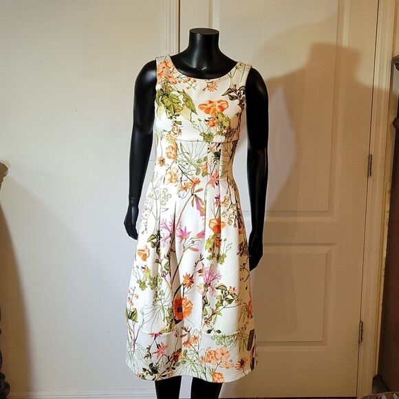 BRAND NEW CREAM PLEAT FLORAL PATTERN ENFOCUS STUDIO SLEEVELESS MULTI-COLOR DRESS - Picture 11 of 14